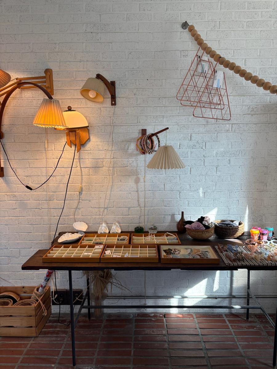 House Records Store 2